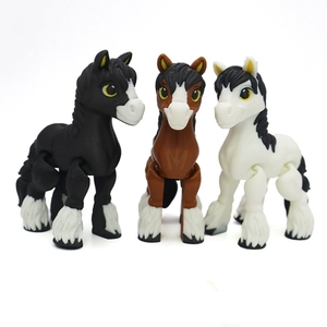 Figura de Caballo Articulada Impresa en 3D con Articulaciones Móviles - Artesanía de Resina, Diseño Art Deco, Material PLA, Decoración para el Hogar, Graduación, Bodas - Product Image 1