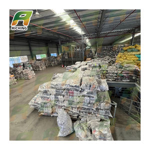 Zapatos Usados al por Mayor por Kilo, Zapatos Usados en Fardos de Europa, Zapatos de Fútbol Usados de Grado A por Menos de 25000 Dinar Iraquí - Product Image 1