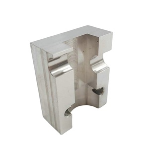 Conector de Codo para Tubería de Acero Inoxidable Mecanizado por CNC para Aplicaciones Industriales - Product Image 2