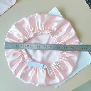 100% <span class=keywords><strong>Bonnet</strong></span> de cheveux en soie de mûrier monocouche Double couche <span class=keywords><strong>bonnet</strong></span> de sommeil pour cheveux bouclés ondulés chapeau de sommeil en soie réglable pour les femmes - Product Image 1