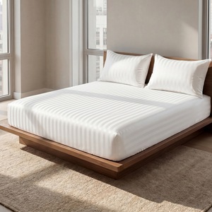 Juego de Ropa de Cama de Lujo ODM/<span class=keywords><strong>OM</strong></span>, Satén a Rayas Blanco, 4 en 1, Funda de Edredón de Poliéster Suave - Product Image 1