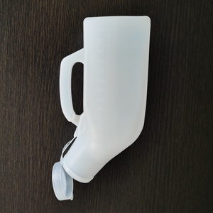Botol urinoir plastik pria dengan penutup portabel - Product Image 1