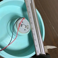 Bouchon en caoutchouc rotatif musical personnalisé à faire soi-même avec éclairage flottant pour boule à neige, décoration d'intérieur