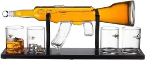 AK47 Vidro Rifle Gun Whisky Decanter De Vidro De Vinho com 4 Uísque Óculos Conjunto Licor Whisky Vodka Brandy Cristal De Luxo PC Personalizado