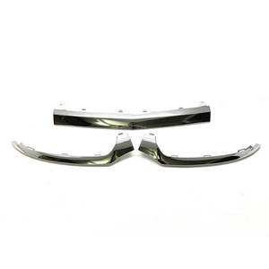 Mercedes-Benz Classe C W205 Garniture de pare-chocs avant Panneau brillant électroplaqué Côté gauche 2058851374 Accessoire de protection - Product Image 4