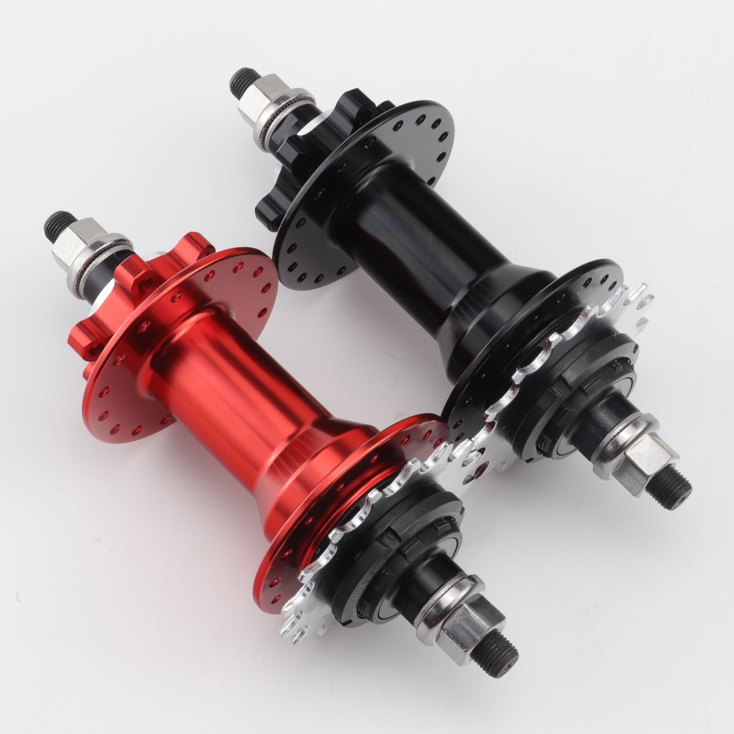 ダートジャンプバイクハブ 32/36穴 13-18T ディスクブレーキ対応