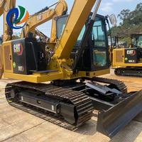 Caterpillar 307 d'occasion, modèle 2023, poids opérationnel de 6,9 tonnes, moteur et pompe