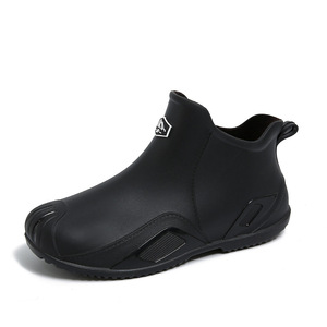 <span class=keywords><strong>GUZU</strong></span> Herren Neue Modische Langlebige Kurze PVC-Obermaterial Wasserschuhe Kostenloser Versand Outdoor Wasserdichte Rutschfeste Mesh-Regenstiefel - Product Image 5