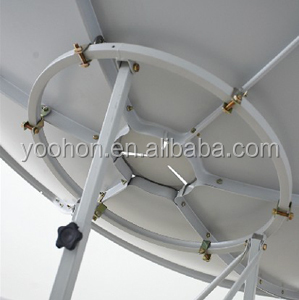 Antenne parabolique extérieure en acier de 1.5m pour bande TV C/Ku avec test de pulvérisation de sel de 500 heures - Product Image 5