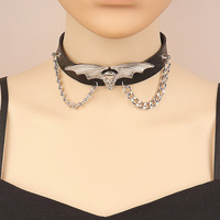 Collier sportif en cuivre avec chaîne, motif tête de mort de dessin animé exagéré, ailes de chauve-souris et vampire, style européen-américain, accessoire cadeau