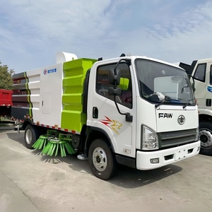 Camión barredor de limpieza de carreteras de alta presión China FAW 4x2 8CBM en venta - Product Image 4