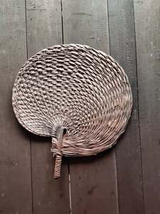 พัดลมสานลายใบปาล์มทำจากไม้ไผ่,พัดลมระบายความร้อนป้องกันยุงจากเวียดนามเวียดนามสำหรับขายส่ง - Product Image 2