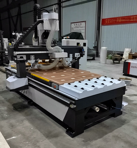 Router CNC <span class=keywords><strong>SAMET</strong></span> ad Alta Precisione 1325 2030 2040 con Cambio Utensili Automatico per la Produzione di Ante per Mobili da Cucina in Legno - Product Image 6