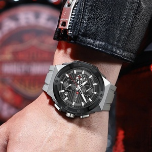 Relojes de pulsera clásicos para hombre CURREN 8462, relojes de cuarzo informales de negocios con correa de silicona, manecillas luminosas y esfera con cronógrafo. - Product Image 4
