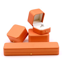 Boîte à bijoux en cuir de qualité supérieure avec logo personnalisé pour bague, boucles d'oreilles, pendentif, bracelet, collier, emballage cadeau, boîte de rangement, vente en gros