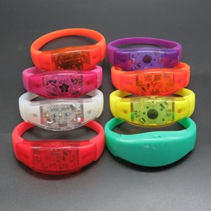 Bracelet LED personnalisé activation vocale lumineuse clignotante pour les fêtes musicales pour la remise des diplômes fête des pères saint valentin - Product Image 3