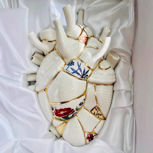 Jarrón de Cerámica Italiano en Forma de Corazón, Adorno Decorativo de Escritorio, Juego de Caja de Regalo para el Día de San Valentín - Product Image 3