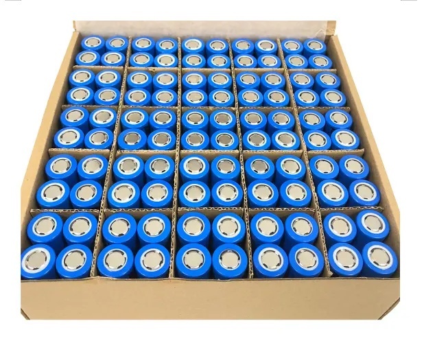 Original 18650 Lithium Ion Rechargeable Battery 2600mAh 18650 Battery 3.7V Cylindrical for Home Appliances Power Tools & Toys