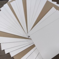 Prix usine Feuilles de carton duplex gris imperméables, couchées blanc avec dos blanc, compatibles impression héliogravure, en pâte de bois vierge