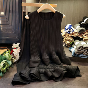 Hong Kong lotus leaf flap moda senza maniche gilet top + gonna a pieghe alla moda set due pezzi - Product Image 1