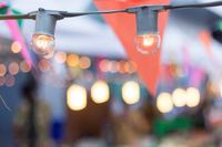 Guirlande de fanions triangulaires en tissu polyester de haute qualité, personnalisée pour la décoration de fêtes et de festivals, bannière multicolore