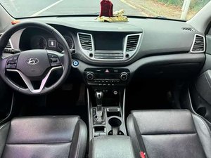 Voiture d'<span class=keywords><strong>occasion</strong></span> à bas <span class=keywords><strong>prix</strong></span> <span class=keywords><strong>Hyundai</strong></span> <span class=keywords><strong>Tucson</strong></span> 2015 2016 2017 SUV économique Boîte automatique 7 vitesses Essence 1.6t L4 <span class=keywords><strong>Tucson</strong></span> d'<span class=keywords><strong>occasion</strong></span> - Product Image 5
