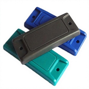 Etiqueta Pasiva RFID UHF de Largo Alcance 860-960MHz con Chip Alien H9, EPC Clase 1 Gen2, Anti-Metal, IP67 Impermeable, Negra YG-U7831 - Product Image 4