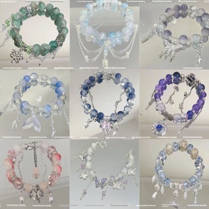 Stock <span class=keywords><strong>de</strong></span> nicho versátil, venta al por mayor, brazaletes <span class=keywords><strong>de</strong></span> borla con cuentas <span class=keywords><strong>de</strong></span> estilo novedoso único, pulseras <span class=keywords><strong>de</strong></span> cristal <span class=keywords><strong>de</strong></span> alta estética para mujeres y niñas - Product Image 2