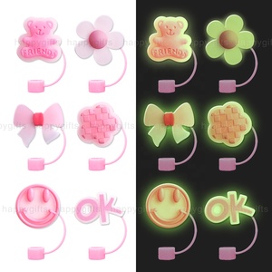 2024 New Arrival 10 mét Glowing Silicone Cốc phát sáng trong bóng tối rơm toppers Bìa Charms <span class=keywords><strong>Cap</strong></span> cho stane cup phụ kiện - Product Image 5