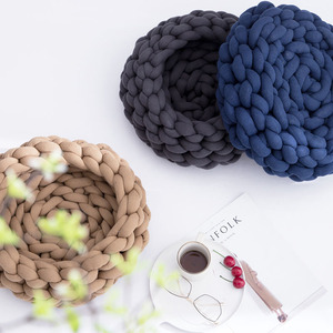 핫 세일 클래식 DIY 충전식 직조 애완동물 침대 수제 겨울용 강아지 고양이 단색 패턴 편안한 카톤 포장 친환경 - Product Image 4