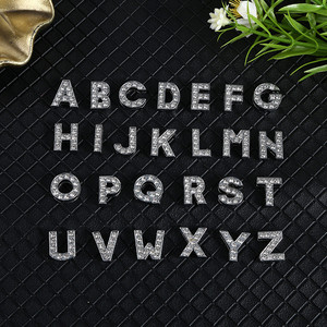 Gümüş A-Z 8mm tam taklidi slayt Charms kristal alfabe mektubu Charm alaşım mektubu Charm bilezikler kolye bilekliği için - Product Image 3
