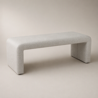 Banc d'appoint moderne rembourré effet cascade, avec structure en bois massif et tissu polyester chiné, ottoman pour chambre d'hôtel et salon