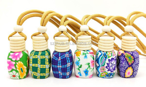 Bán Buôn Flower In Ấn Mini Chai Nắp Bằng Gỗ Với Sợi Dây Thừng Thủy Tinh Rỗng Xe Nước Hoa Polymer Cay Khuếch tán Treo Chai - Product Image 2