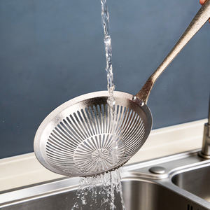 Cuillère à fentes en titane pur, filtre à huile de cuisine pour aliments frits, passoire/écumoire pour boulettes, résistante à la chaleur, durable, lavable au lave-vaisselle - Product Image 2