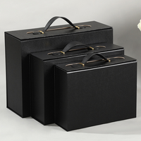 Boîte cadeau pliable Shengcan avec fermeture magnétique et poignée, emballage rigide en papier pour cadeaux vestimentaires