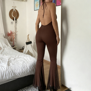 Mono casual sexy sin mangas con cuello en V para mujer, espalda abierta, bajo de malla, pierna acampanada, ajuste regular, alta elasticidad, color liso, primavera/verano - Product Image 4