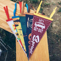 Drapeau triangulaire en feutre personnalisé de petite taille, drapeau à main imprimé en feutre, bannière en feutre de haute qualité, activité scolaire en plein air