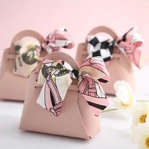 Caja de dulces popular para bodas en Xiaohongshu (Libro Rojo Pequeño), caja de dulces de cuero PU, regalo de boda, bolsa de dulces para boda - Product Image 1