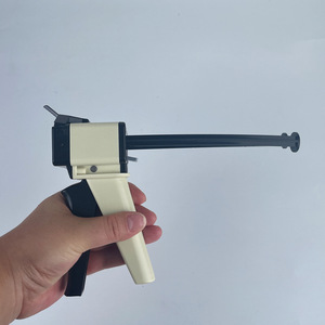 Pistolet d'injection manuel en silicone pour empreintes dentaires et soins gingivaux 173g avec emballage - Product Image 3