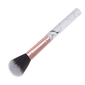 Pinceau à blush motif marbre 3,5 cm, poils en nylon ondulés pour l'application du maquillage sur les joues - Product Image 2