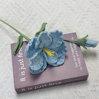 Bouquet de fleurs d'eustoma en laine tricotée et crochetée à la main - pour cadeaux d'anniversaire, de Noël, de mariage ; Vente en gros de fleurs