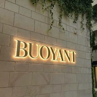 Tablero de logotipo de tienda al aire libre flotante, letrero electrónico acrílico de canal 3D iluminado personalizado, letrero de letra de luz Led