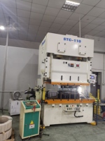Presse pneumatique industrielle robuste pour le poinçonnage et le façonnage du métal – Machine à poinçonner les trous