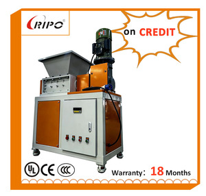 Déchiqueteuse industrielle robuste RIPO S300 multi-usages pour le recyclage du plastique, du bois et du carton - Product Image 2