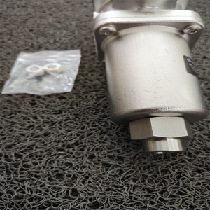 Vanne de réduction de pression avec filtre pneumatique Norgren B38P-442-A1MG, port 1/2 po pour machine-outil - Product Image 3