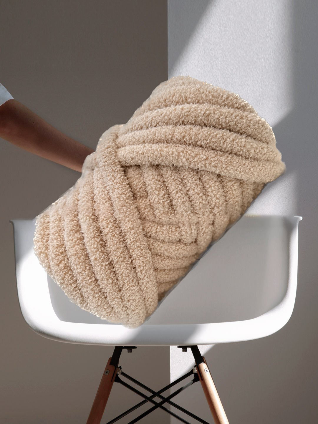 Soft Washable Premier Arm Knitting Braided Knot Tube Bulky Boucle