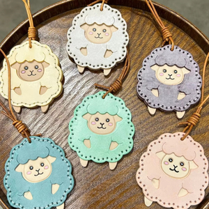 Hot Selling Wholesale Creative Keychains Portable Stainless Steel Sheep Key Fob Leather Bag Pendant <strong>Cute</strong> <strong>Keyring</strong> Gift Ideas - Product Image 1