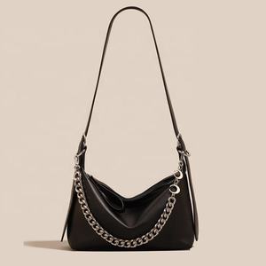 Bolso de cuero genuino con cadena para mujer, nuevo modelo 2026, bolso de cuero suave para llevar bajo el brazo, bolso de hombro de alta calidad, moderno y casual, con LOGO personalizado - Product Image 4