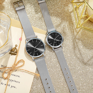 Relojes OEM con logotipo personalizado sin resistencia mínima a los golpes relojes al por mayor a granel reloj de pareja impermeable barato para hombre y mujer - Product Image 5