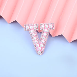 3D con cuentas de diamantes de imitación parche insignia DIY letra 'ABC26' calcomanía - Product Image 2